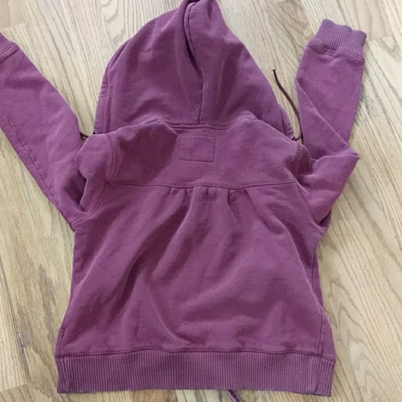 Hooded jackets - Picture 6 of 6